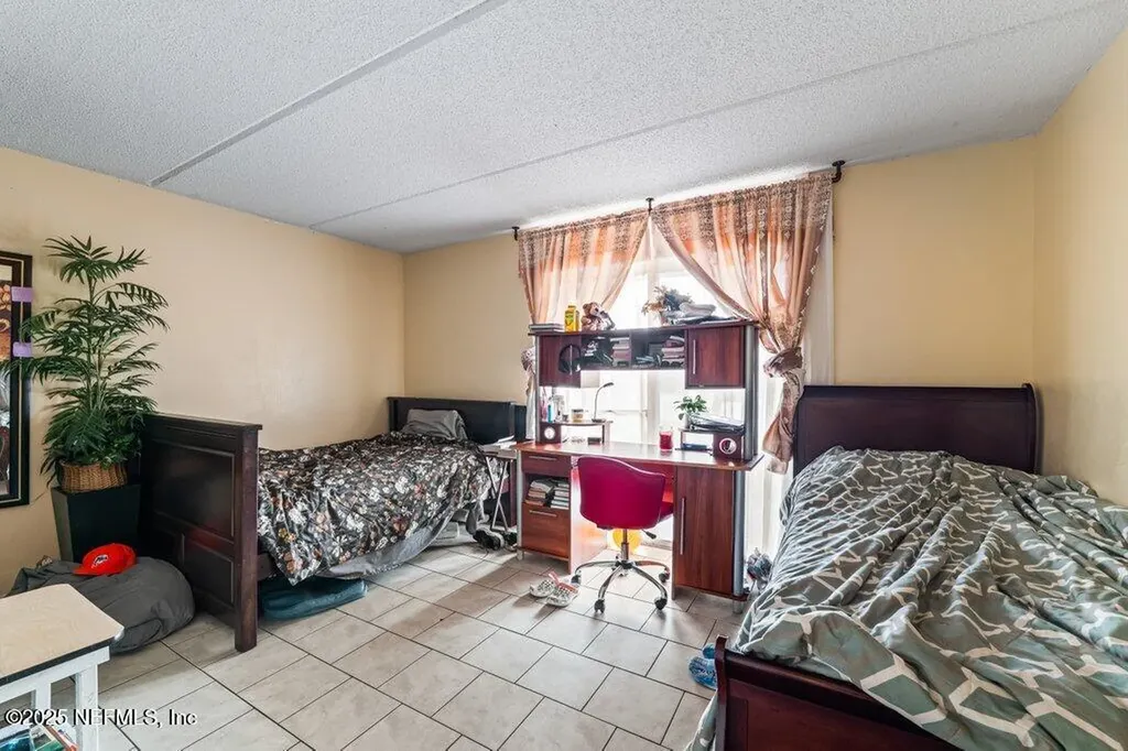 3401 Townsend Boulevard Jacksonville FL 32277