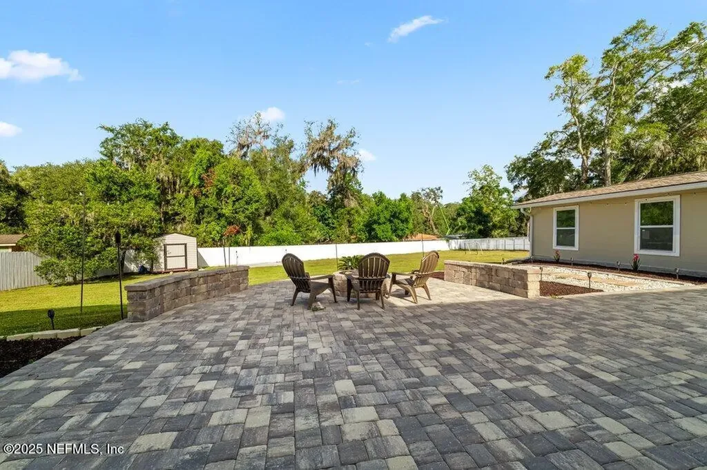 3956 Tara Hall Drive Jacksonville FL 32277