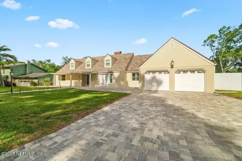 3956 Tara Hall Drive Jacksonville FL 32277