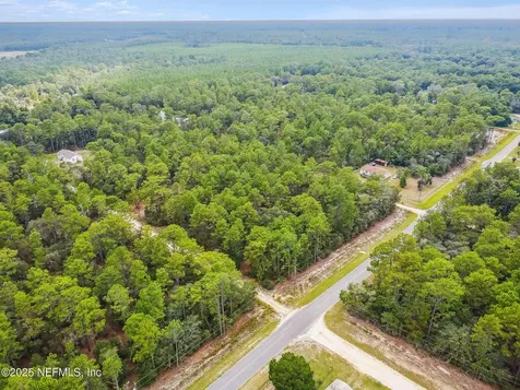 401 Edgehill Road Satsuma FL 32189