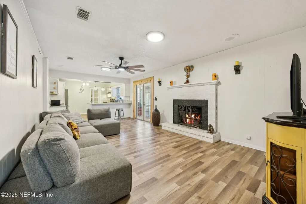 6305 Wuthering Heights Road Jacksonville FL 32211