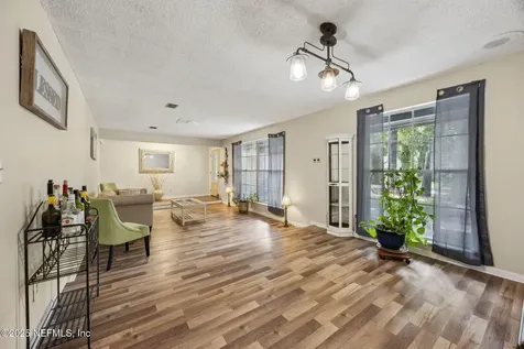 6305 Wuthering Heights Road Jacksonville FL 32211