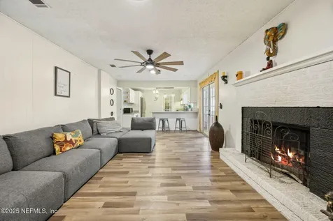 6305 Wuthering Heights Road Jacksonville FL 32211