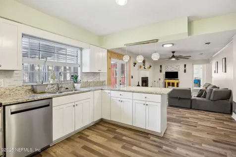 6305 Wuthering Heights Road Jacksonville FL 32211