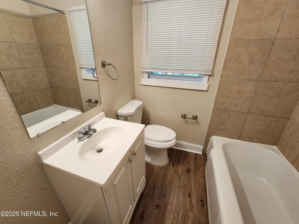 1525 9th Street W Jacksonville FL 32209