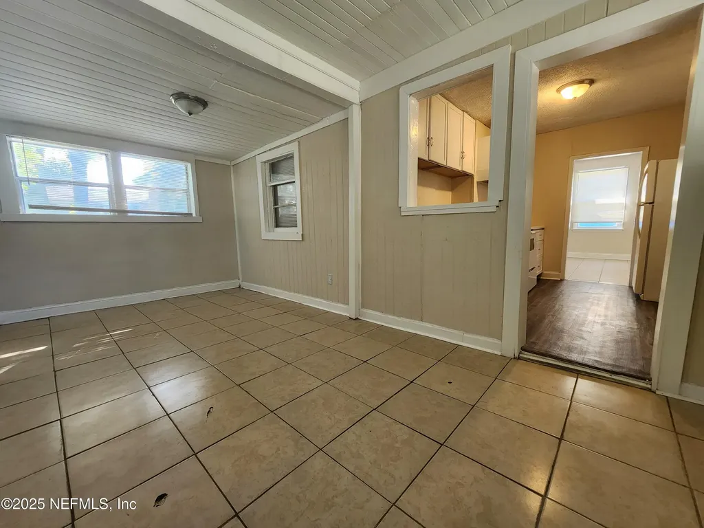 1525 9th Street W Jacksonville FL 32209