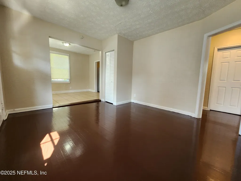 1525 9th Street W Jacksonville FL 32209