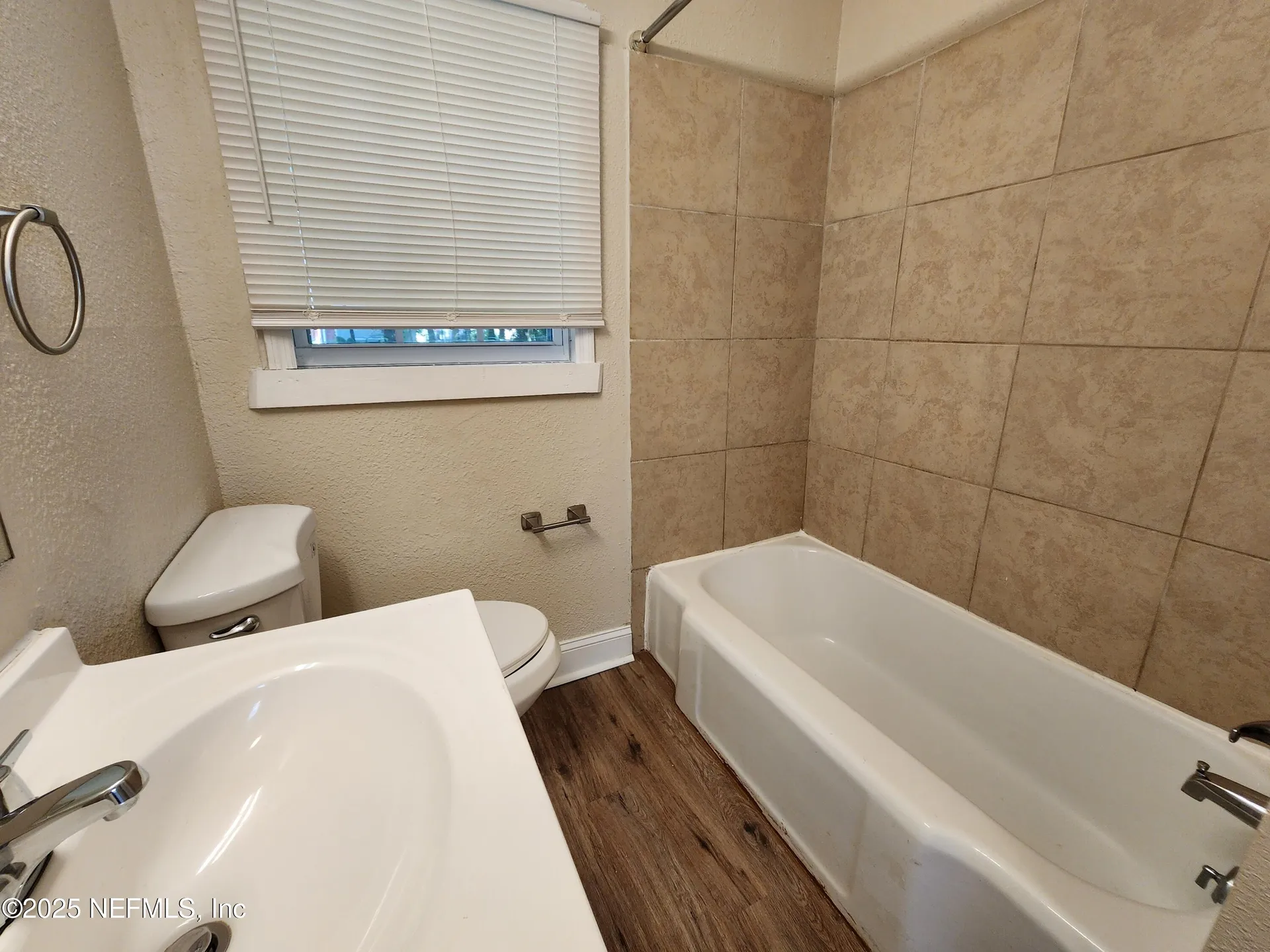1525 9th Street W Jacksonville FL 32209