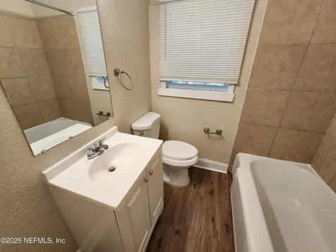 1525 9th Street W Jacksonville FL 32209