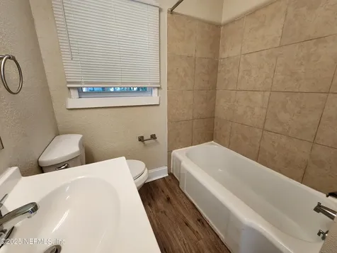 1525 9th Street W Jacksonville FL 32209
