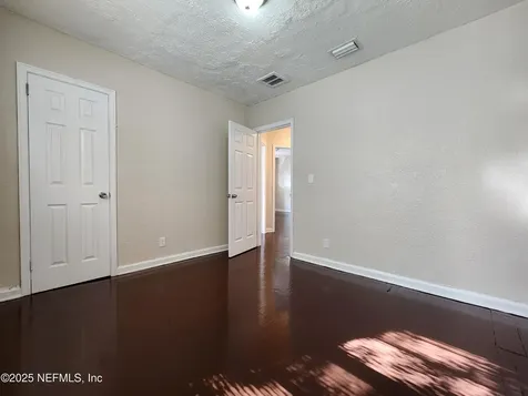 1525 9th Street W Jacksonville FL 32209