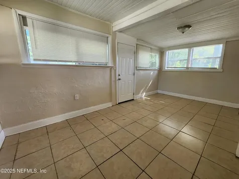 1525 9th Street W Jacksonville FL 32209