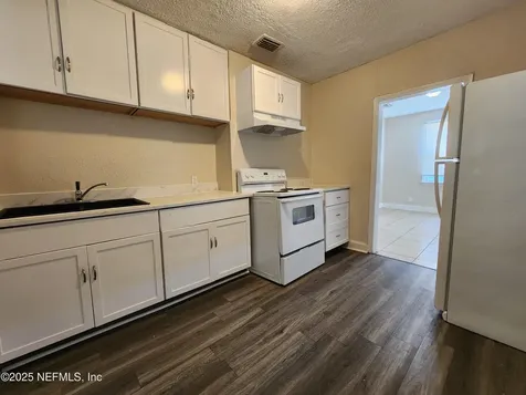 1525 9th Street W Jacksonville FL 32209