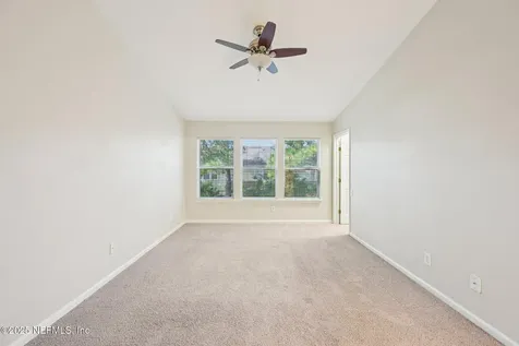7508 Scarlet Ibis Lane Jacksonville FL 32256