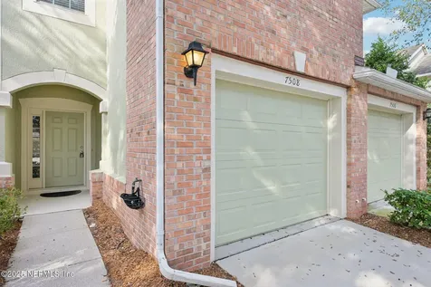 7508 Scarlet Ibis Lane Jacksonville FL 32256
