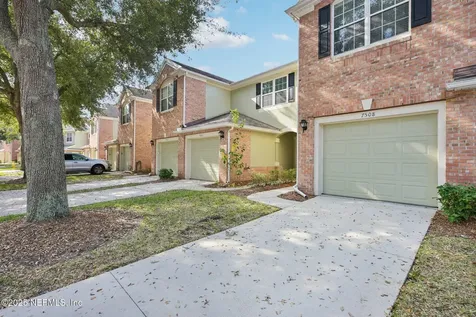 7508 Scarlet Ibis Lane Jacksonville FL 32256