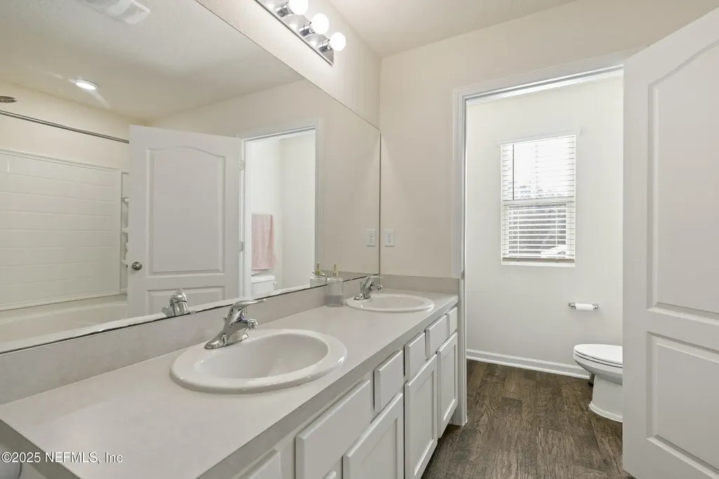 2411 Oak Stream Drive Green Cove Springs FL 32043