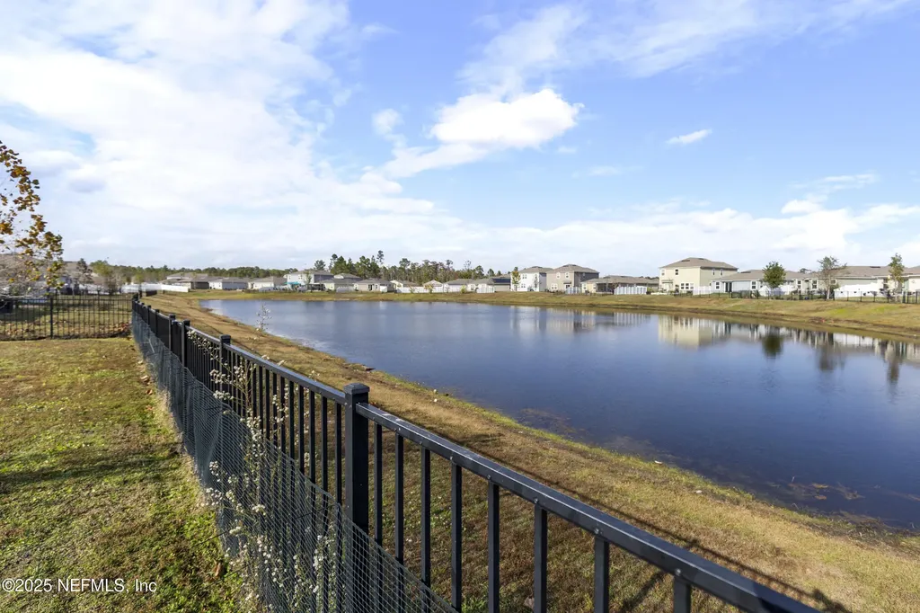 2411 Oak Stream Drive Green Cove Springs FL 32043