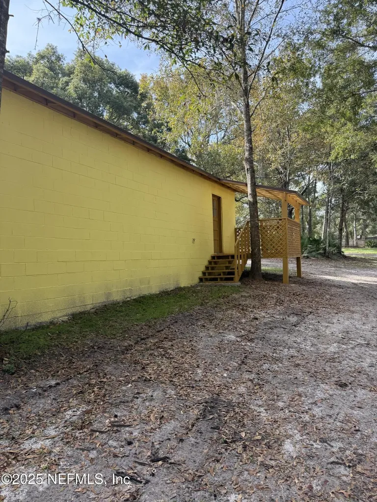 2226 State Road 16 Green Cove Springs FL 32043