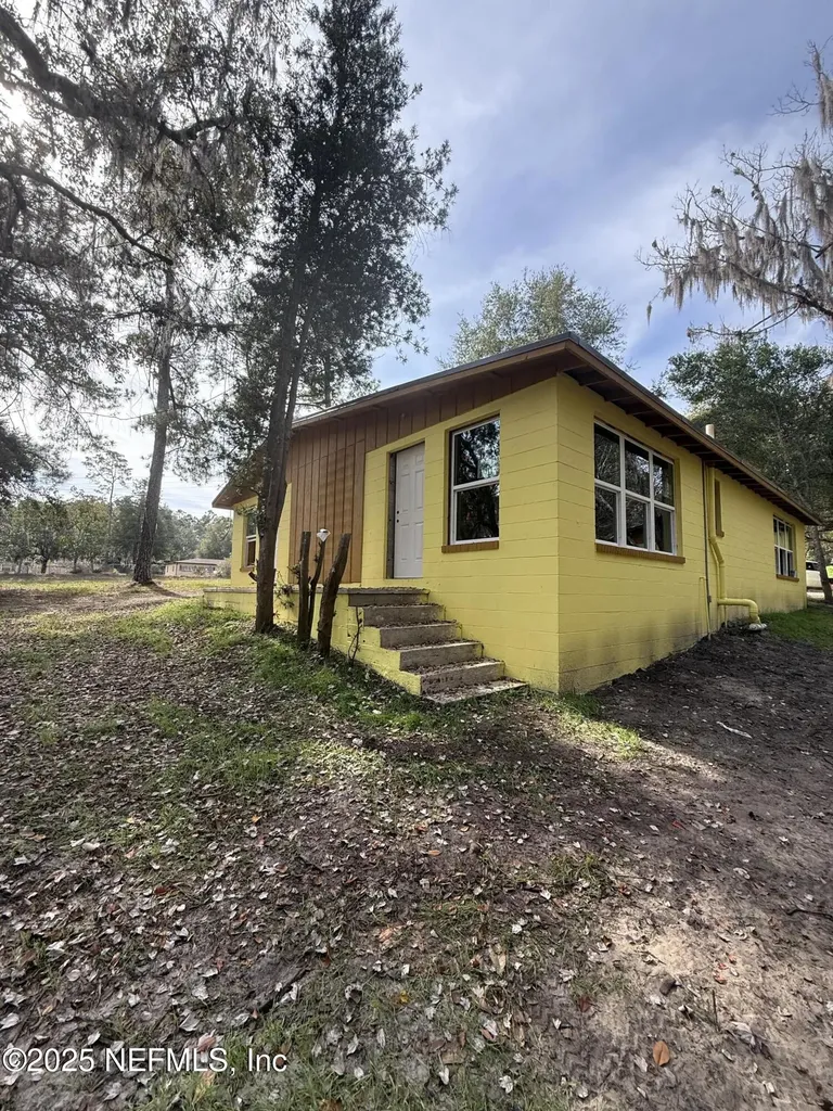 2226 State Road 16 Green Cove Springs FL 32043
