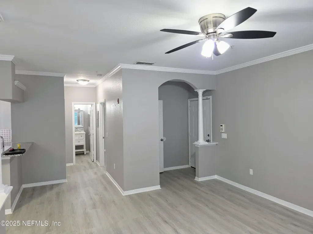 7800 Point Meadows Drive Jacksonville FL 32256