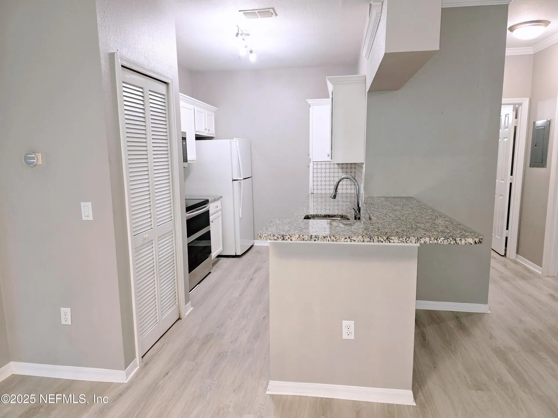 7800 Point Meadows Drive Jacksonville FL 32256