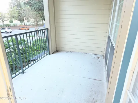 7800 Point Meadows Drive Jacksonville FL 32256