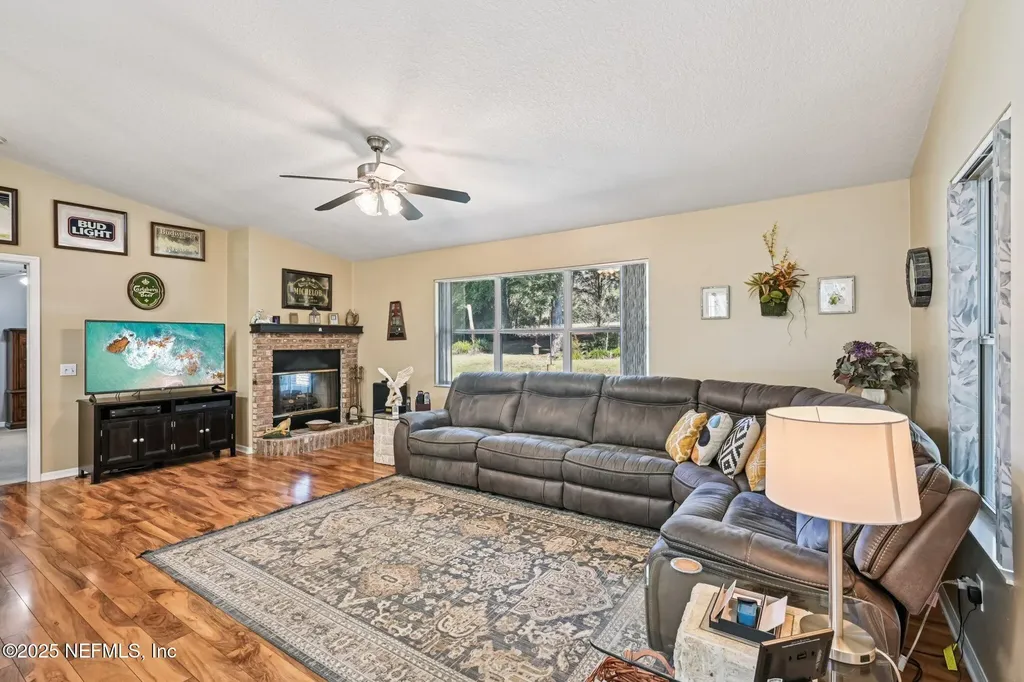 120 Ashley Lake Drive Melrose FL 32666
