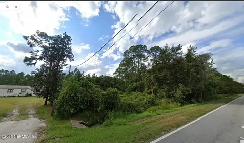 696 W River Road Palatka FL 32177