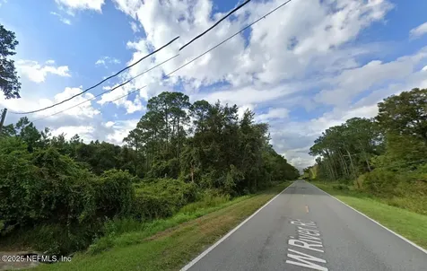 696 W River Road Palatka FL 32177