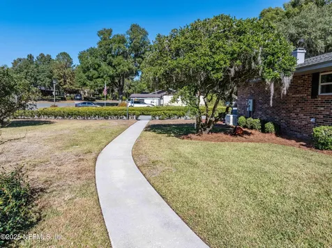 321 NW Harris Lake Drive Lake City FL 32055