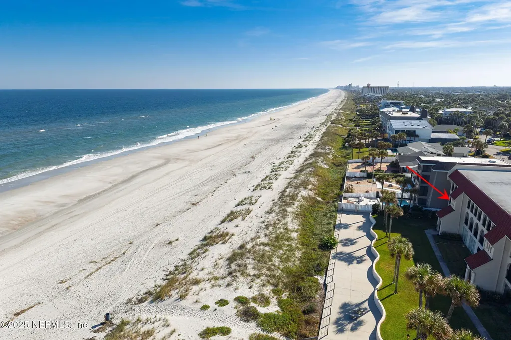 10 10th Street Atlantic Beach FL 32233