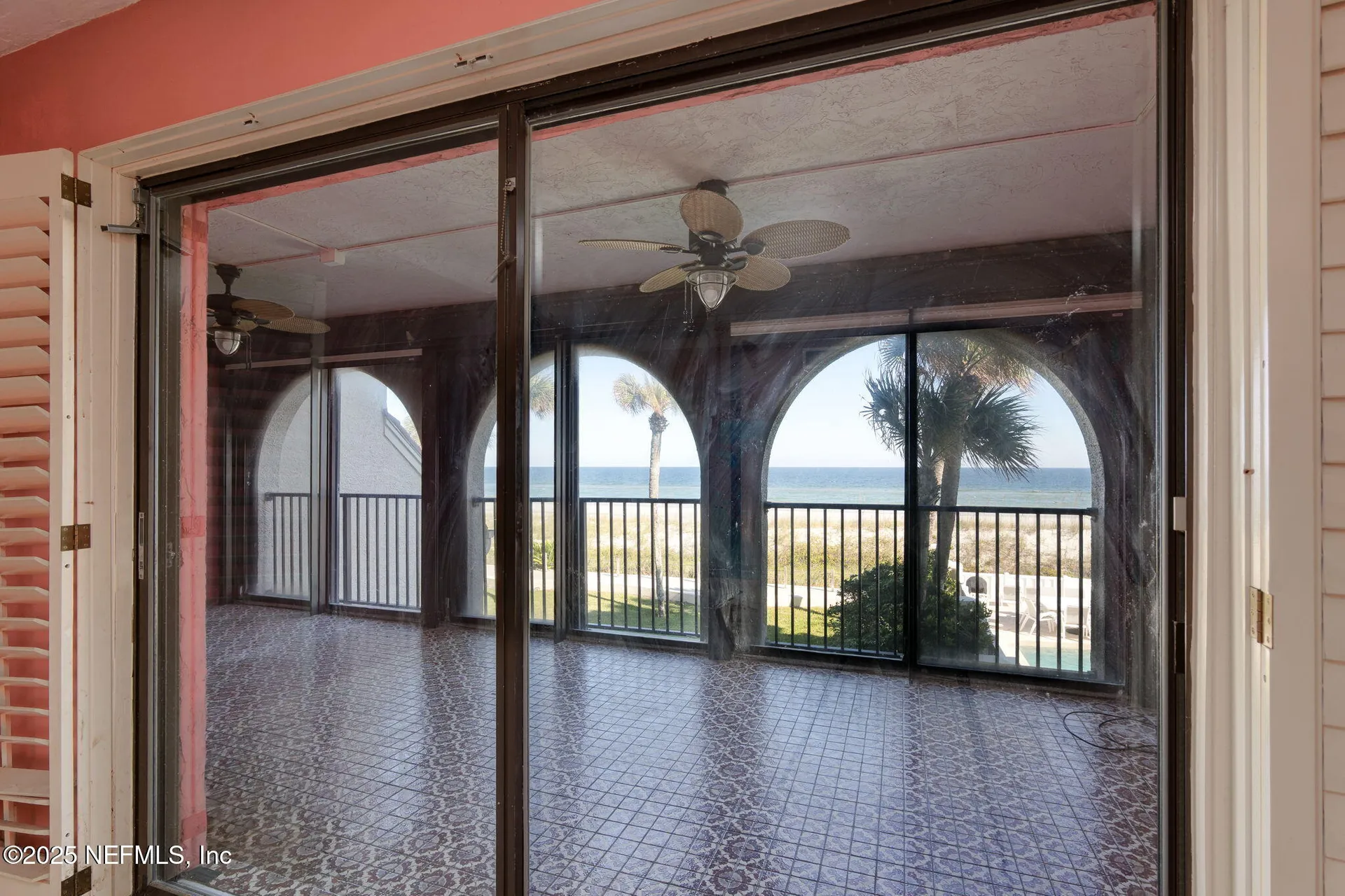 10 10th Street Atlantic Beach FL 32233