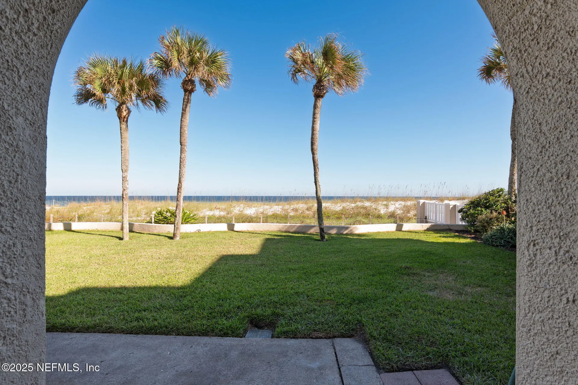 10 10th Street Atlantic Beach FL 32233