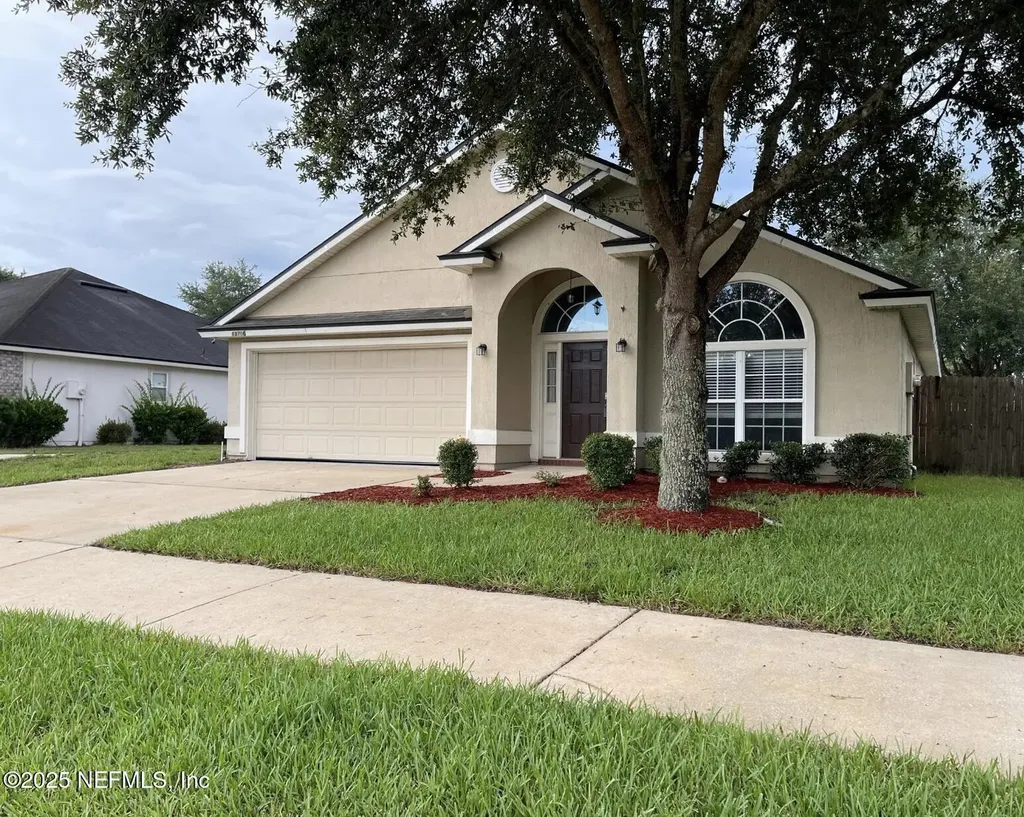 13706 W Fish Eagle Drive W Jacksonville FL 32226