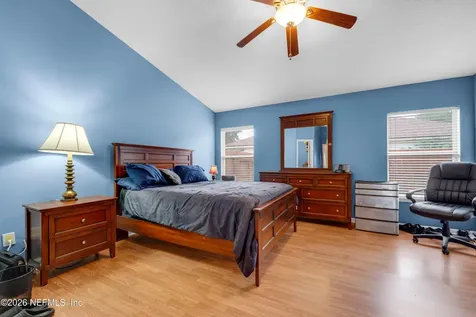 13706 W Fish Eagle Drive W Jacksonville FL 32226