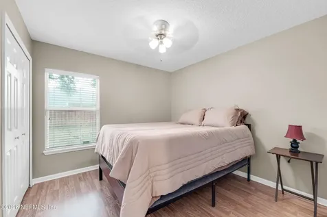13706 W Fish Eagle Drive W Jacksonville FL 32226