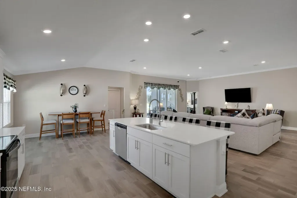 2496 Cold Stream Lane Green Cove Springs FL 32043