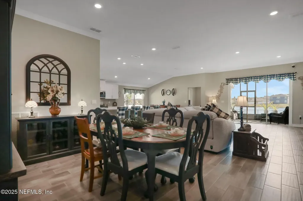 2496 Cold Stream Lane Green Cove Springs FL 32043