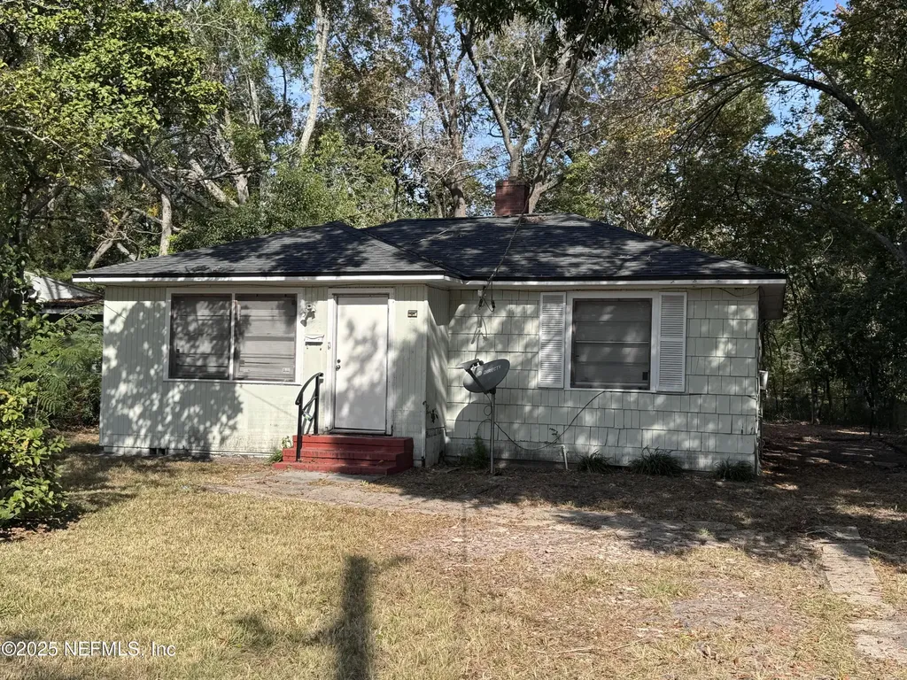3251 Sunnybrook Avenue N Jacksonville FL 32254