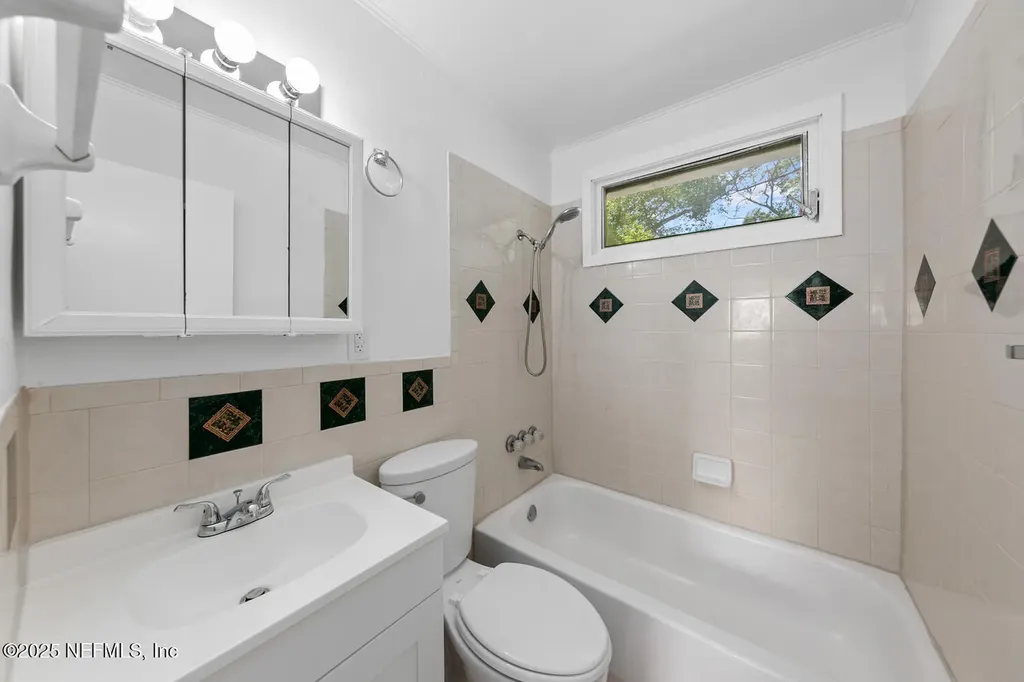 4623 Suffolk Avenue Jacksonville FL 32208