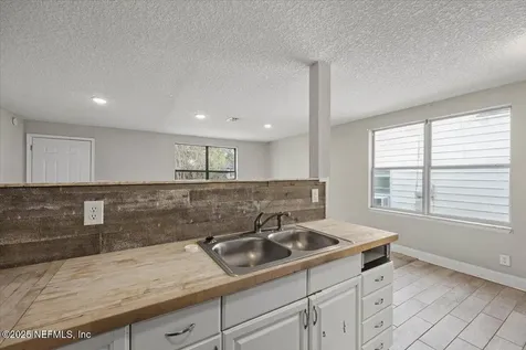 5362 Shen Avenue Jacksonville FL 32205
