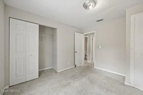 5362 Shen Avenue Jacksonville FL 32205