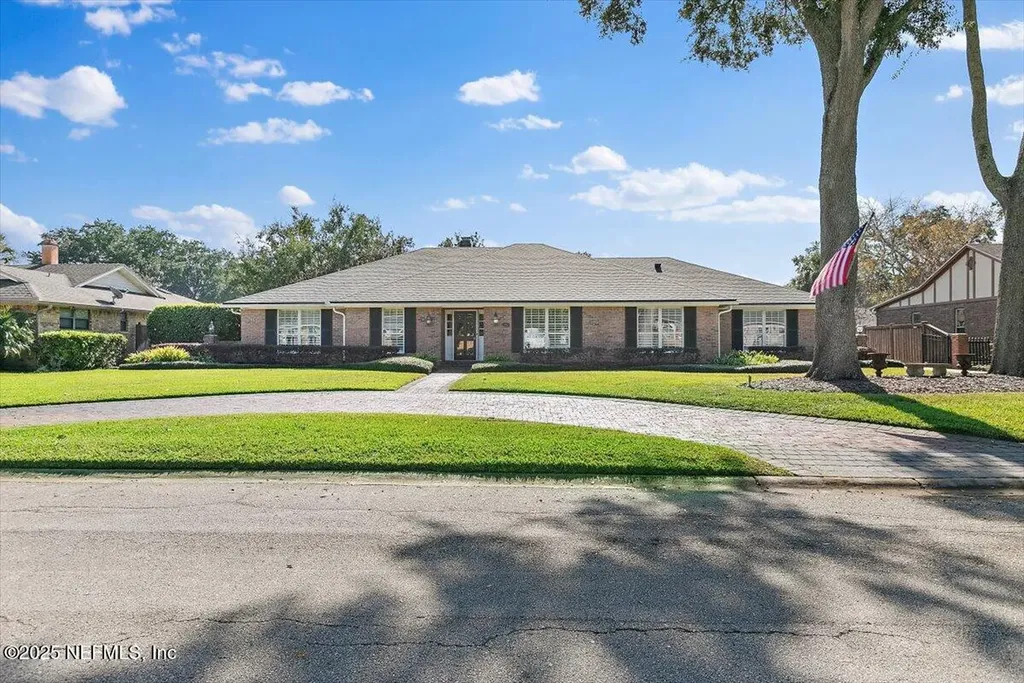 3766 Cathedral Oaks Place S Jacksonville FL 32217