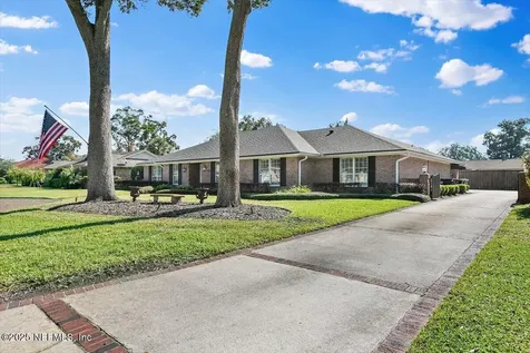 3766 Cathedral Oaks Place S Jacksonville FL 32217