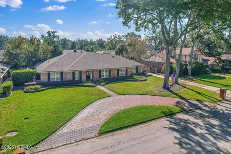 3766 Cathedral Oaks Place S Jacksonville FL 32217