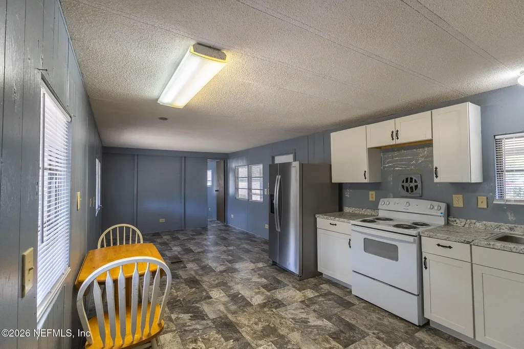 121 Venice Drive Interlachen FL 32148
