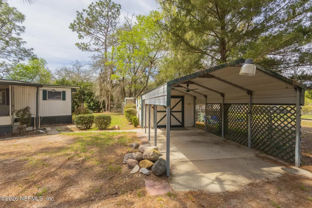 121 Venice Drive Interlachen FL 32148