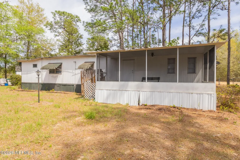 121 Venice Drive Interlachen FL 32148