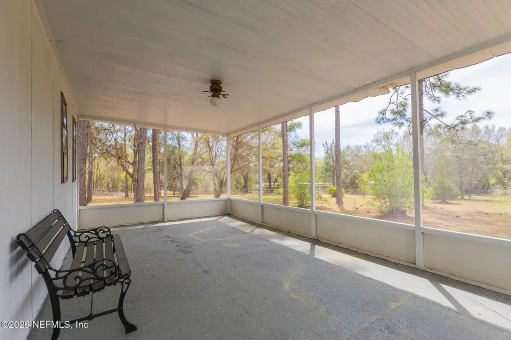 121 Venice Drive Interlachen FL 32148